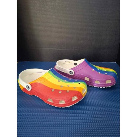 Rainbow Striped Crocs Clogs Size 7/9 Multicolor Unisex Footwear - Picture 2 of 6